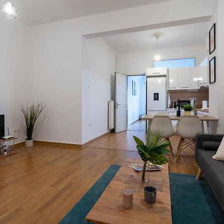 Modern 2Bd Apt In Athens , 3-Min Metro Luaran gambar