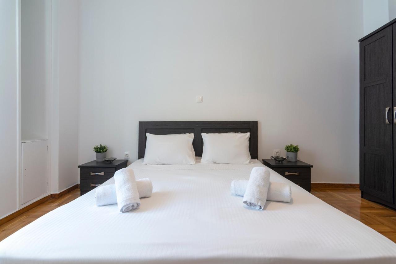 Modern 2Bd Apt In Athens , 3-Min Metro Luaran gambar